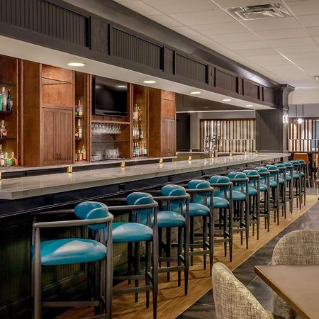 Doubletree By Hilton Boston/Westborough Hotel Exterior foto
