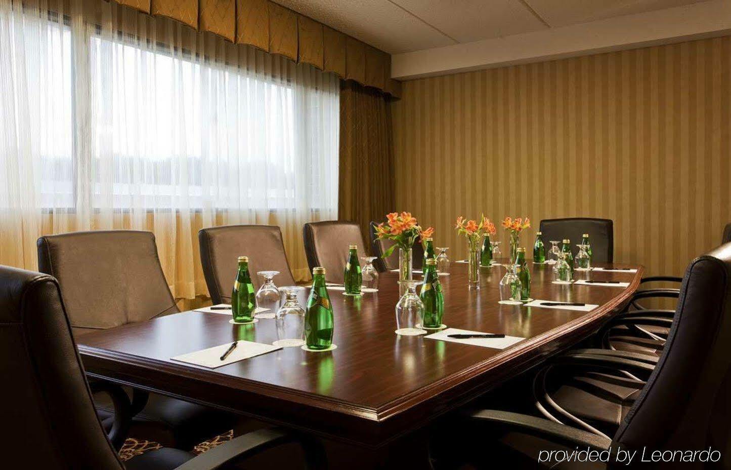 Doubletree By Hilton Boston/Westborough Hotel Exterior foto